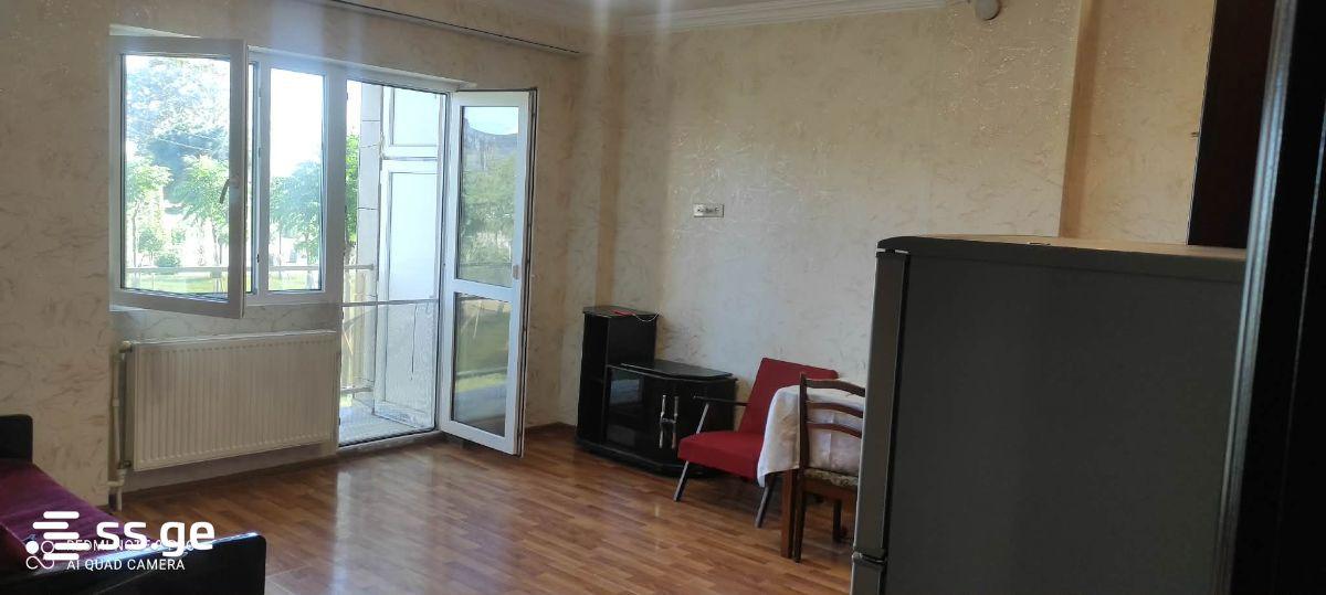 2 yatak odalı daire, Giorgi Abaşi̇vili Sokağı