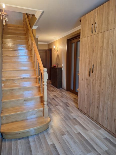 3-bedroom apartment, Military Street