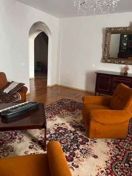 4-bedroom apartment, Gori
