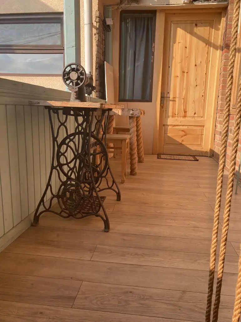 3-Zimmer-Wohnung, დოდო და კოტე ხიმშიაშვილების ქუჩა