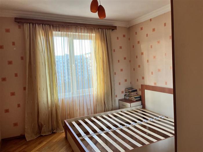 Wohnung mit 3 Schlafzimmern, 17. Mikrorajon