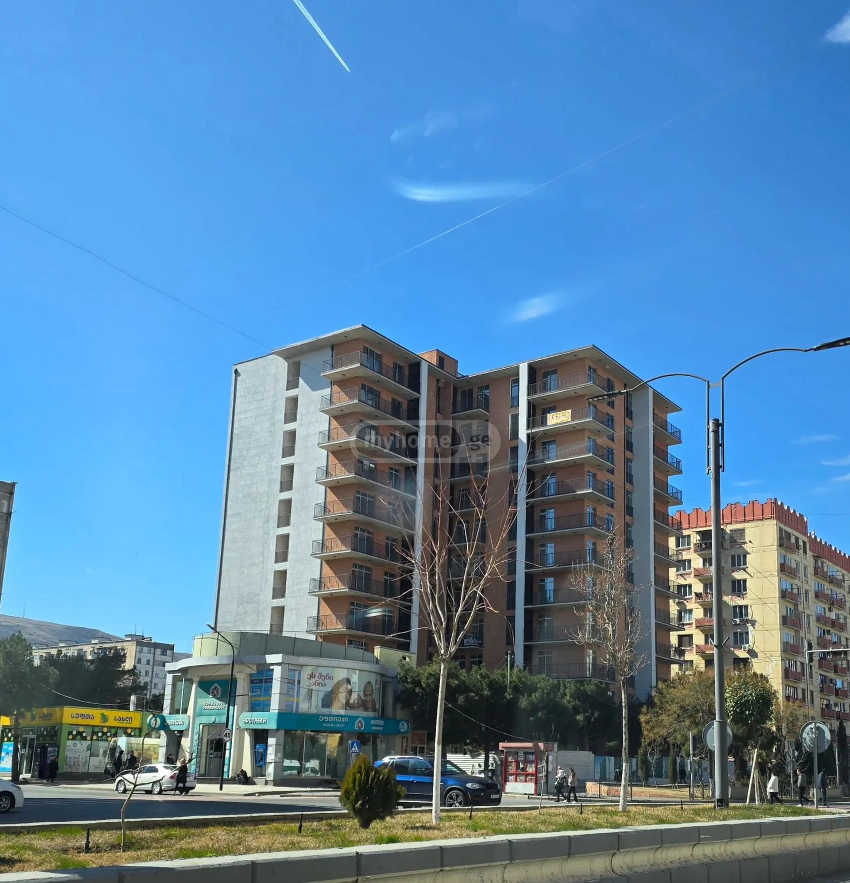 2 yatak odalı daire, Şartava Meydanı
